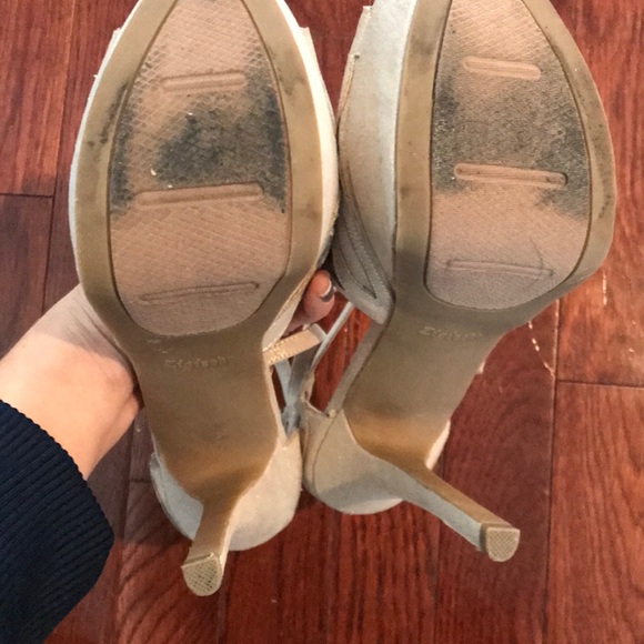 Heels - Picture 7 of 8